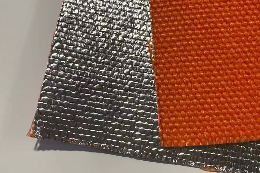 Hrúbka 1-5 mm expandovaná tkanina zo sklenených vlákien – pre tlmiacu podložku